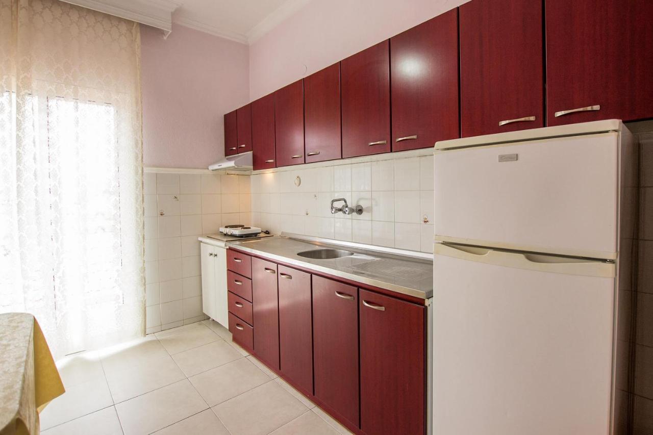 George Laz Rooms เนอาวรัสนา ภายนอก รูปภาพ