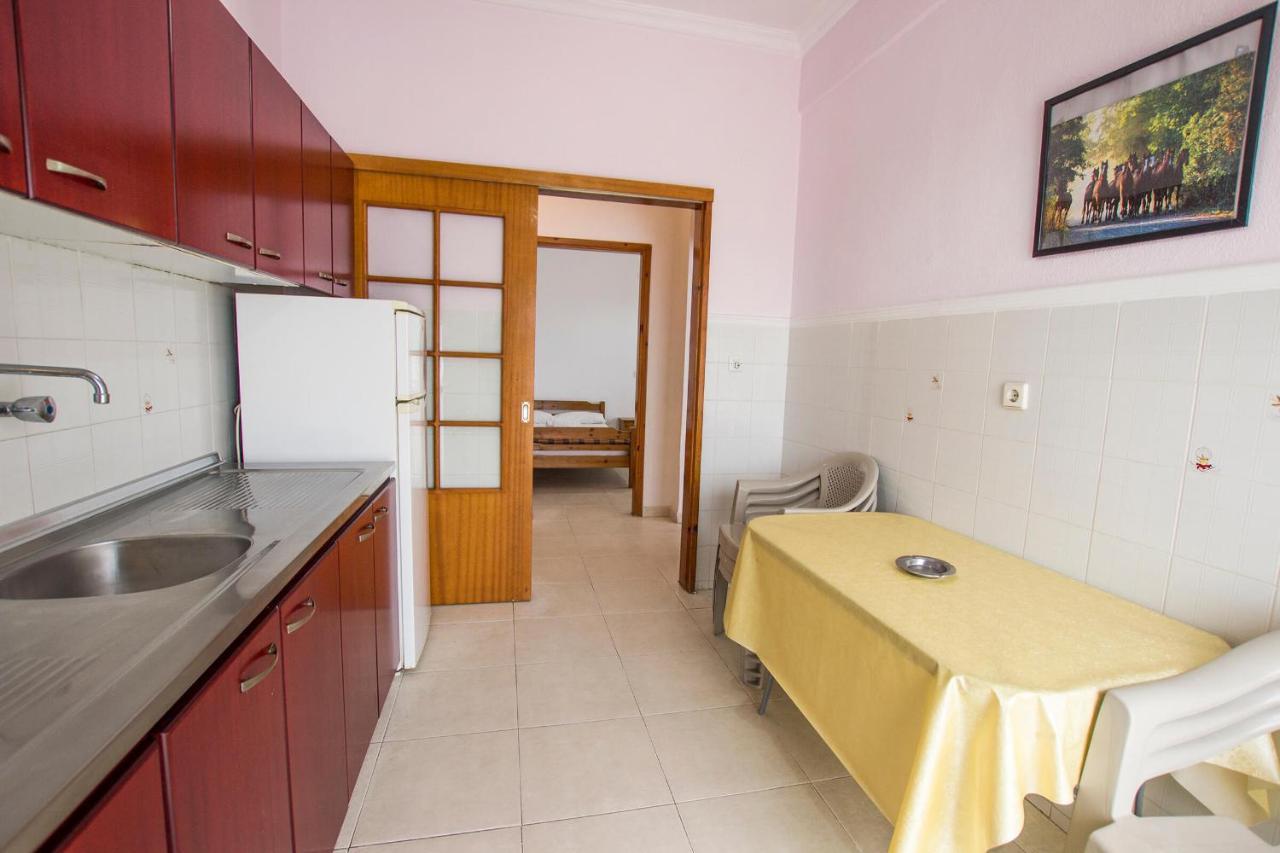 George Laz Rooms เนอาวรัสนา ภายนอก รูปภาพ