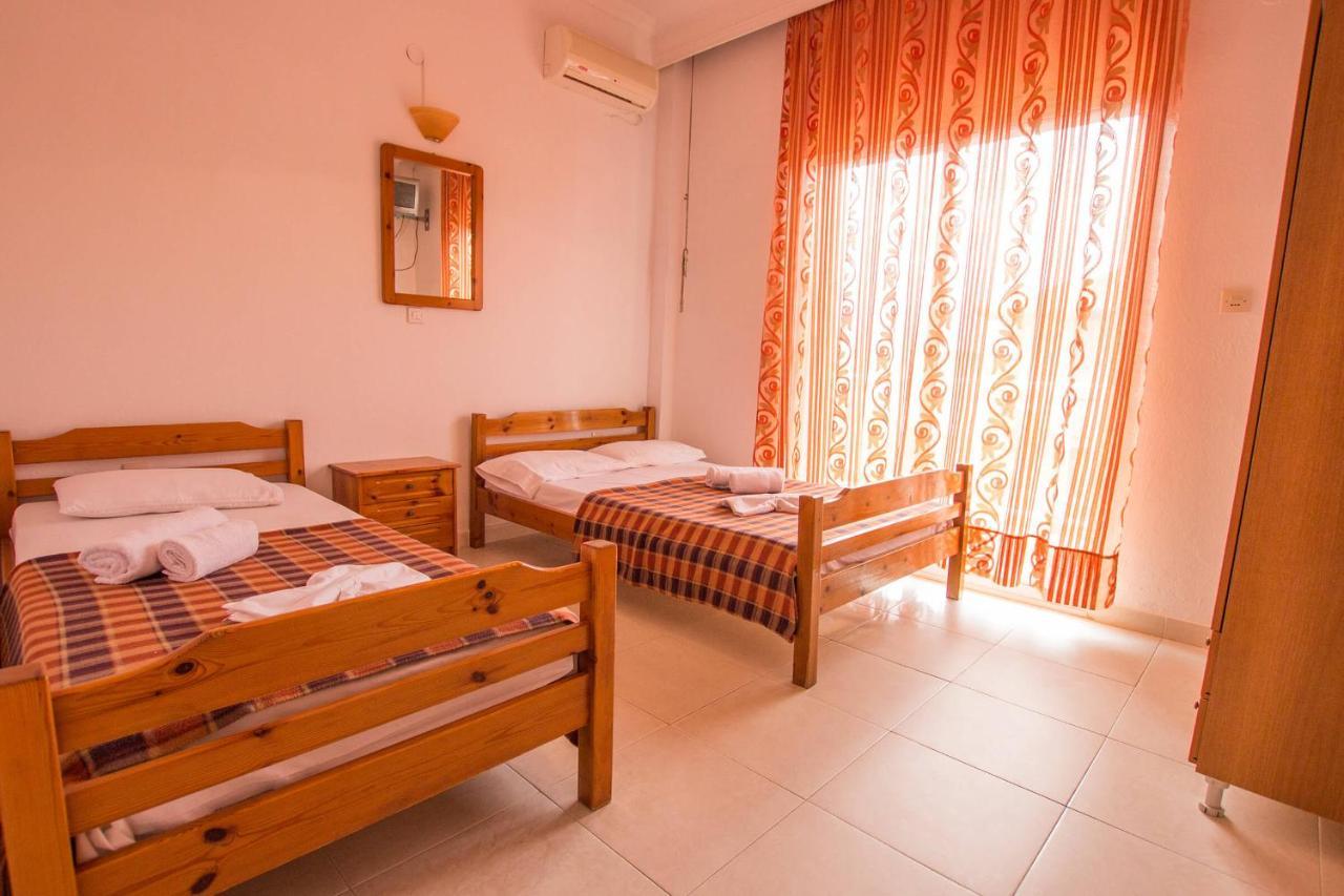 George Laz Rooms เนอาวรัสนา ภายนอก รูปภาพ